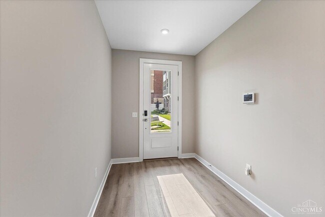 Building Photo - 7254 Otley Dr