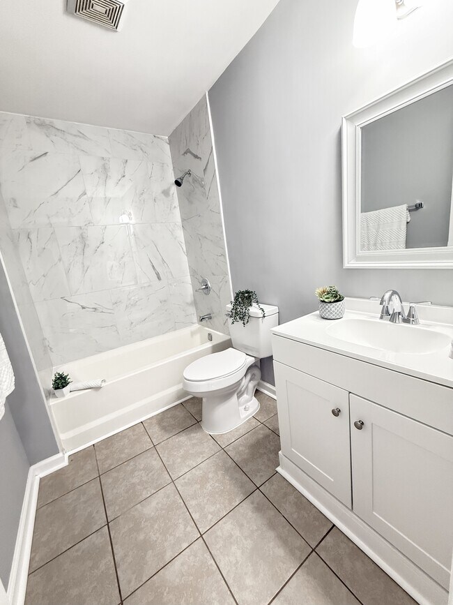 Building Photo - 506 Idlewood Cir