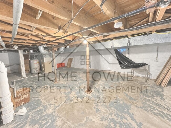 Building Photo - 523 Clifford St