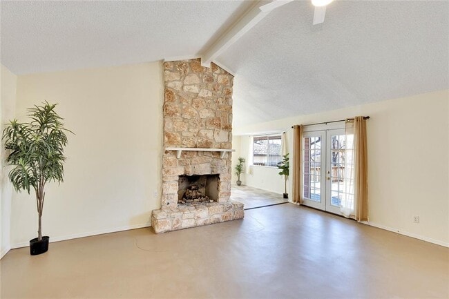 Building Photo - 1002 Bodark Ln