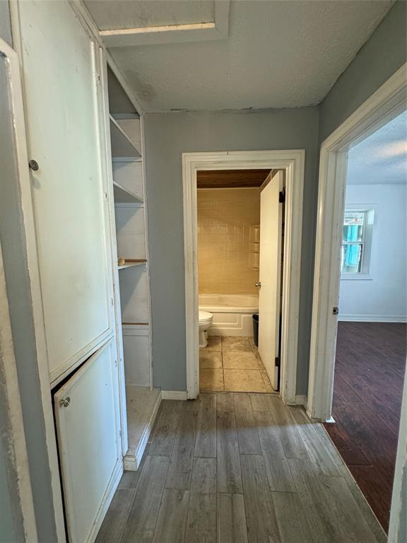 Building Photo - 8308 Lenore St