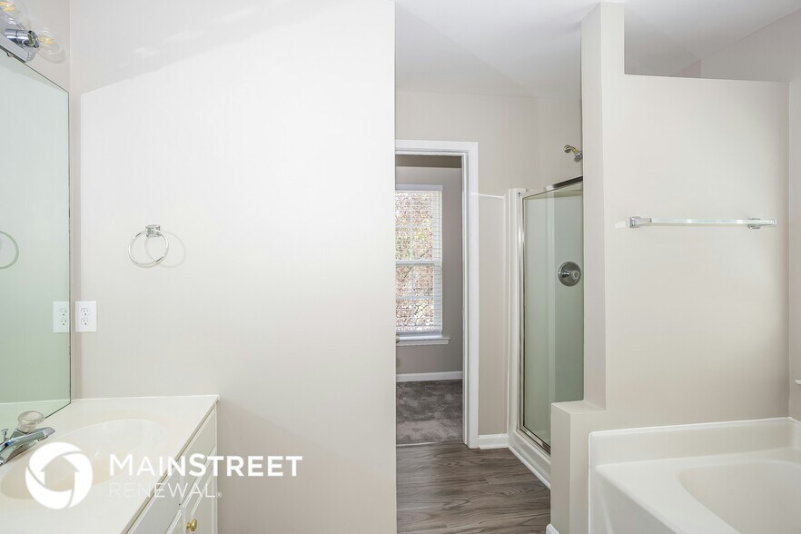 Building Photo - 9322 Shepparton Dr