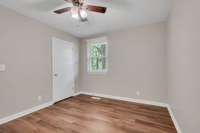 Building Photo - 7311 Birch Bark Dr