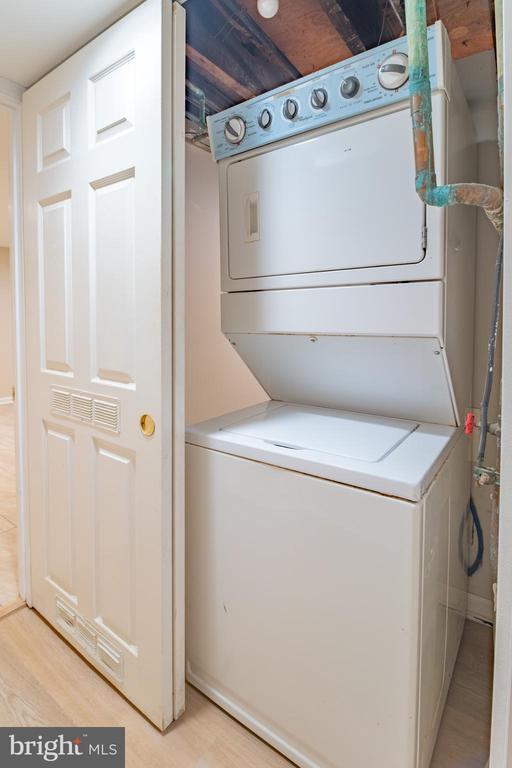 Building Photo - 1459 Chapin St NW