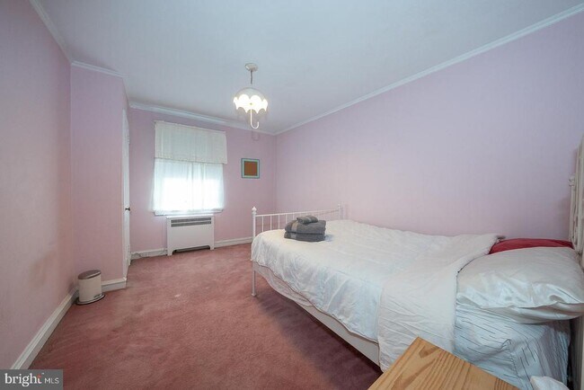 Building Photo - 232 Stoneway Ln