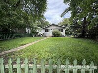 Building Photo - 5900 Cedar Lk Rd S