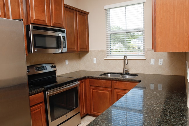 Building Photo - 142 Aston Grande Dr