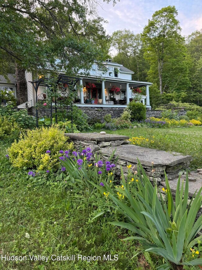 Building Photo - 114 Chase Rd