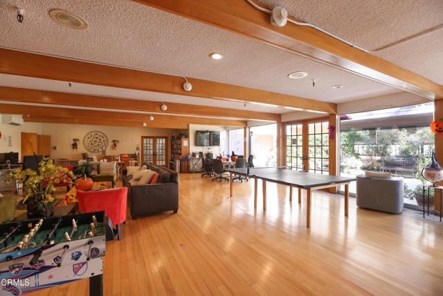 Building Photo - 1127 E Del Mar Blvd