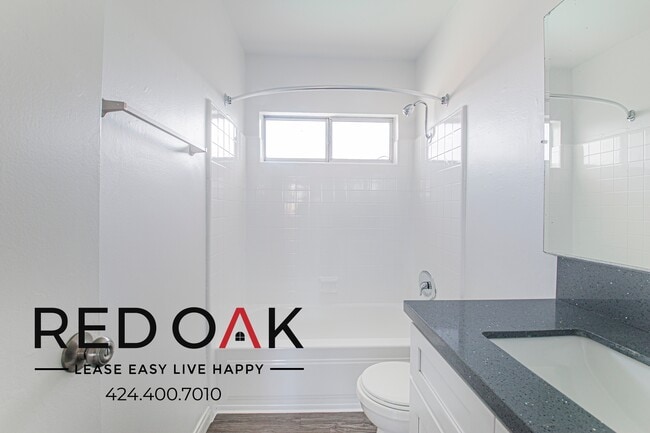 Building Photo - 8123 Langdon Ave