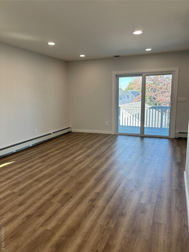 Building Photo - 276 W Nicholai St