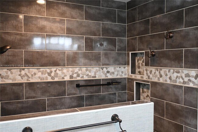 Building Photo - 14229 Stirrup Ln