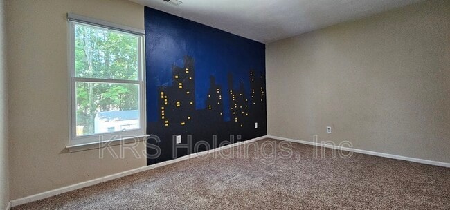 Building Photo - 25 Gallaer Ct