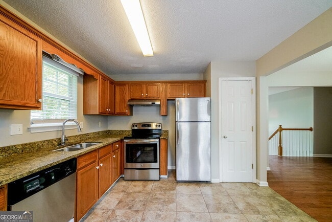 Building Photo - 5697 Newburn Ct