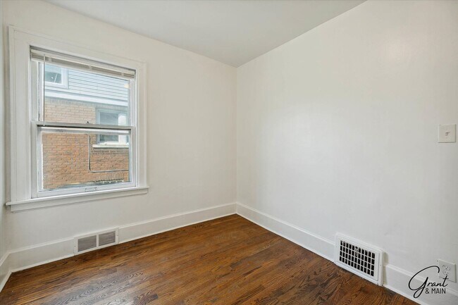 Building Photo - 15356/15358 Washburn - Ten Star Holdings LLC