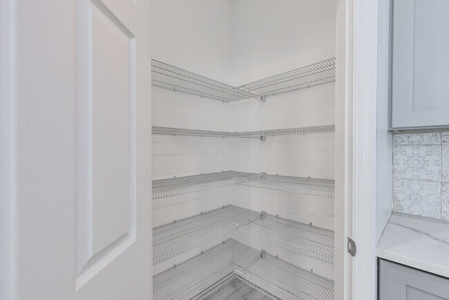 Building Photo - 4 Bedroom Home in Lake Nona with Fenced Yard