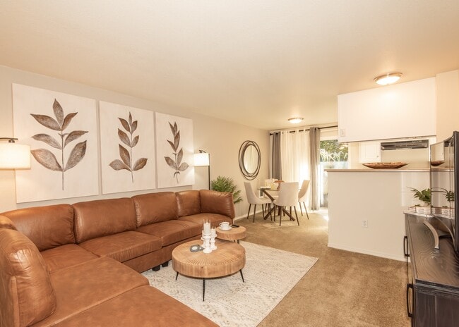 Model 2x1 821 sq. ft. - Hathaway Court Apartments