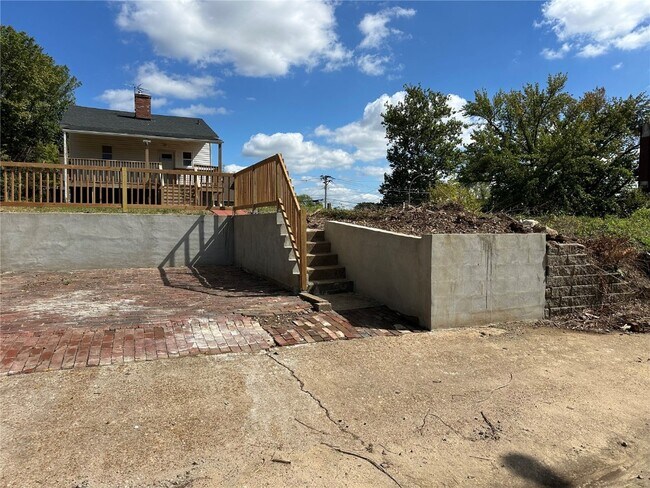 Building Photo - 8201 Church Dr