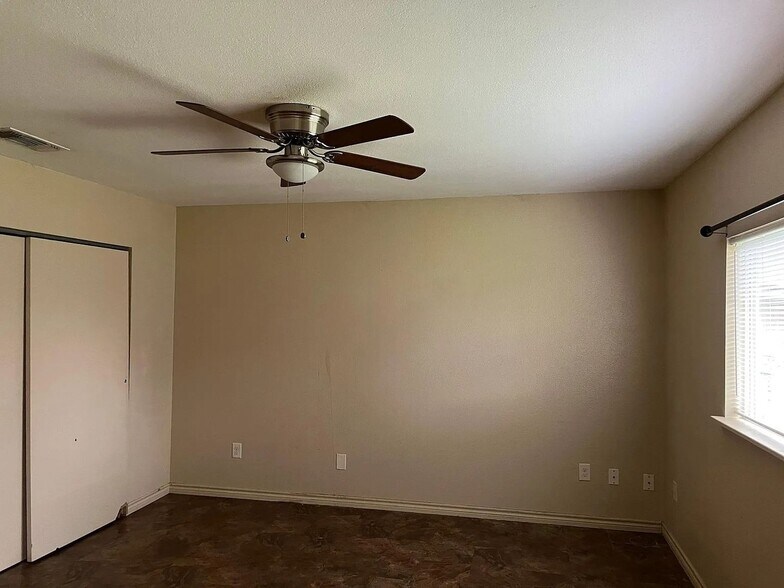 Building Photo - 11414 Cedar Corral Dr