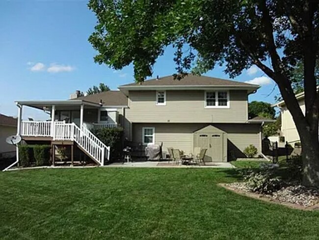 Building Photo - 15017 Arbor St