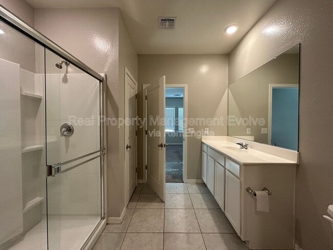 Building Photo - 6511 W Magdalena Ln