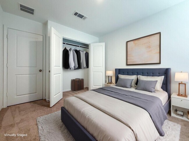Building Photo - 1040 Greenshank Dr