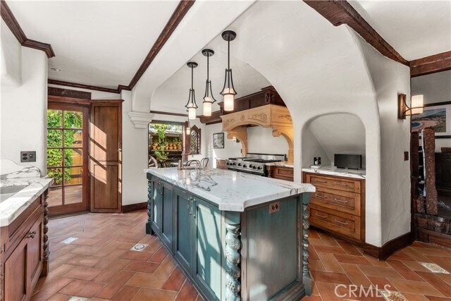 Building Photo - 1481 Santa Cruz St