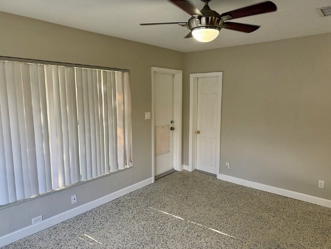 Building Photo - Single Family Home in South Tampa