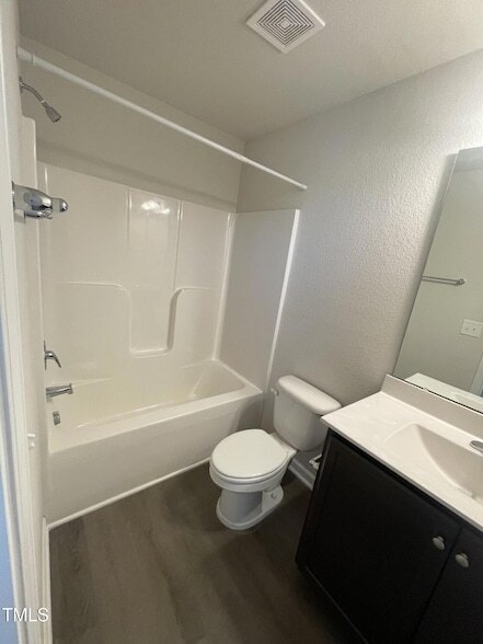 Building Photo - 2043 Wiggins Village Dr