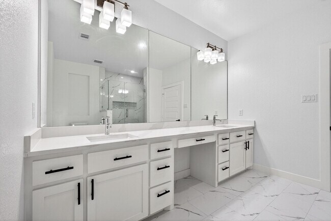 Building Photo - 3411 Nance St