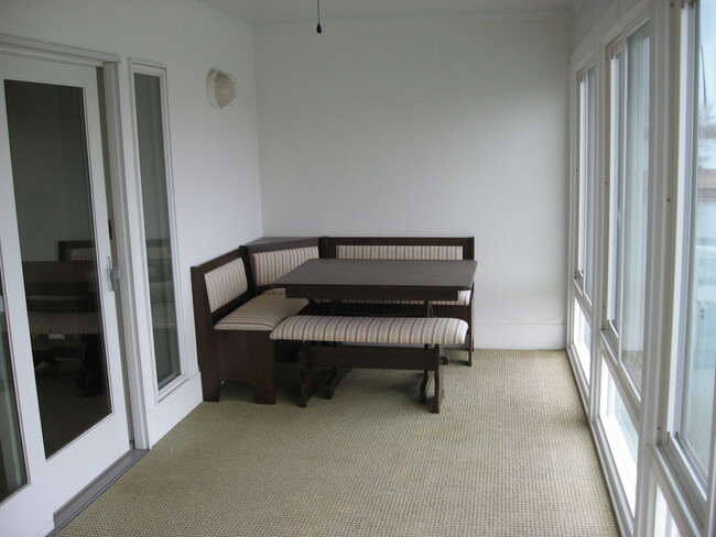 Building Photo - 538 Bimini Dr