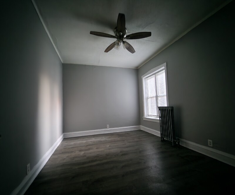 Building Photo - 6633 S Ellis Ave