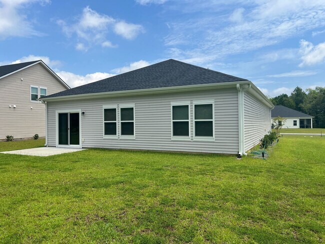 Building Photo - Little River like-new Three-Bedroom Home, ...