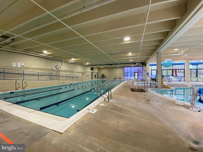 Building Photo - 3310 N Leisure World Blvd