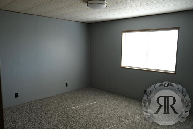 Building Photo - 3bd 2ba Home in West Valley Yakima