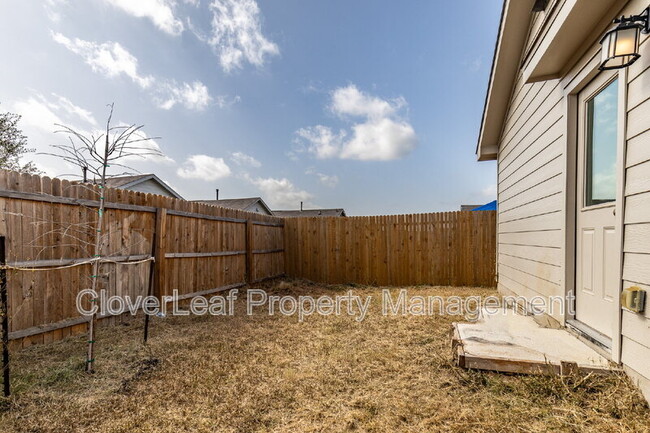 Building Photo - 8140 Nube Medina
