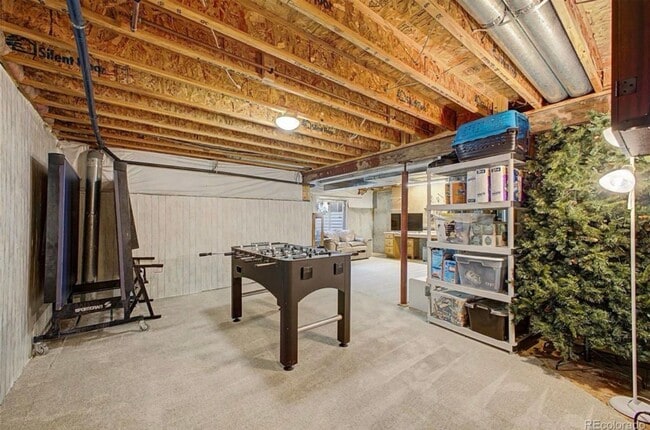 Building Photo - 13056 Harrison Dr