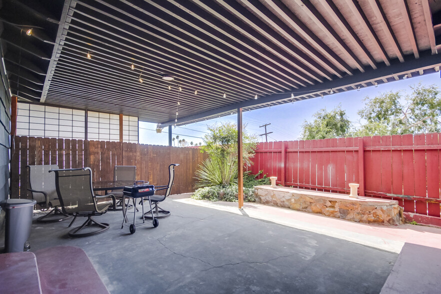 Here, you can enjoy get-togethers, savor a morning coffee, or simply enjoy the fresh air - 5551 Churchward St
