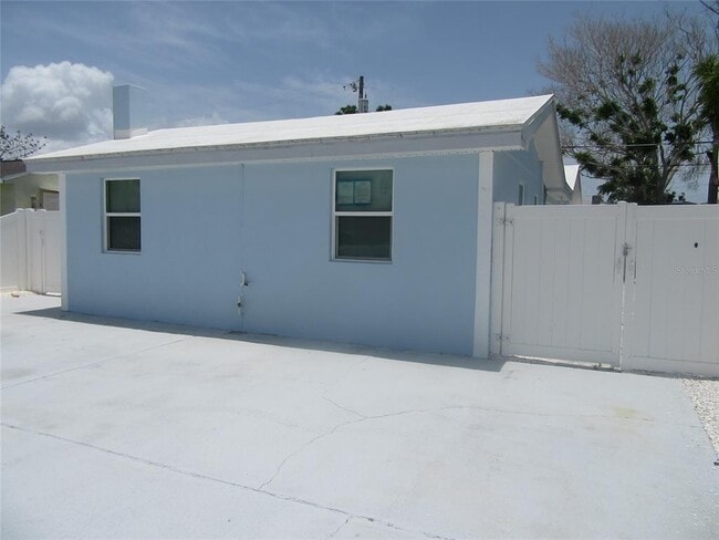 Building Photo - 223 148th Ave