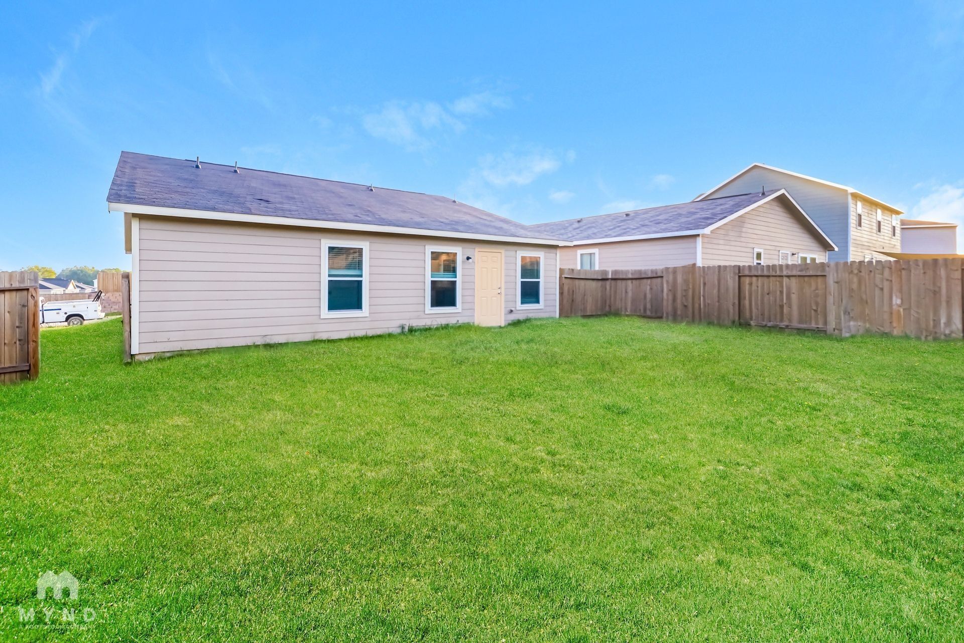 Building Photo - 13015 S Green Wing Cir