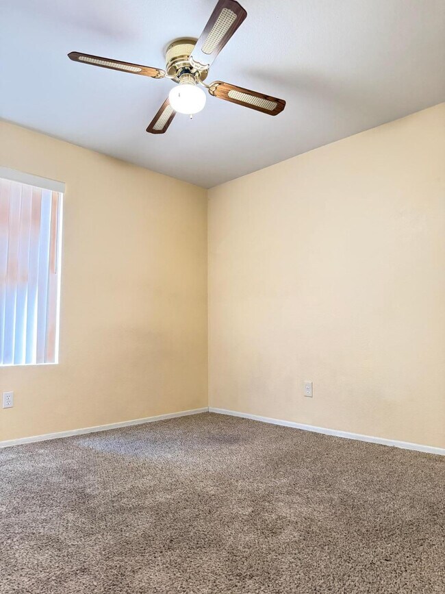 Building Photo - 7283 W Tina Ln