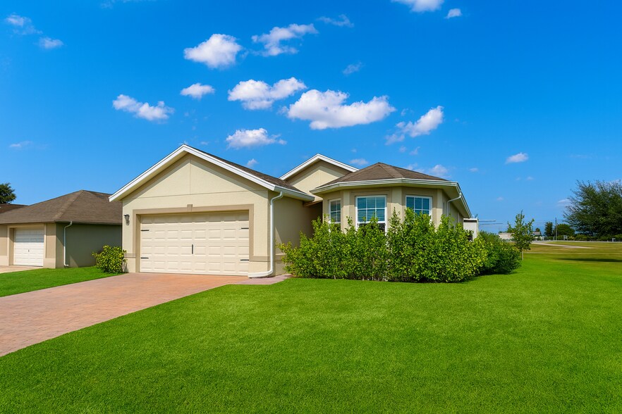 Building Photo - 211 NE 20th St