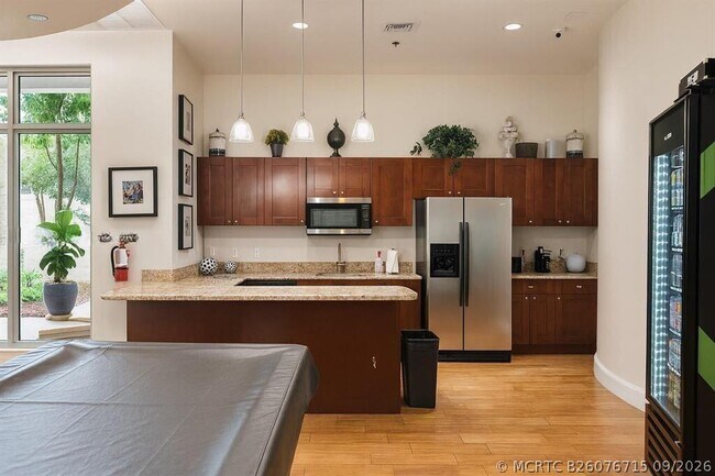 Building Photo - 1830 Radius Dr