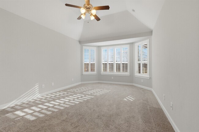 Building Photo - 2207 Silver Canyon Ln