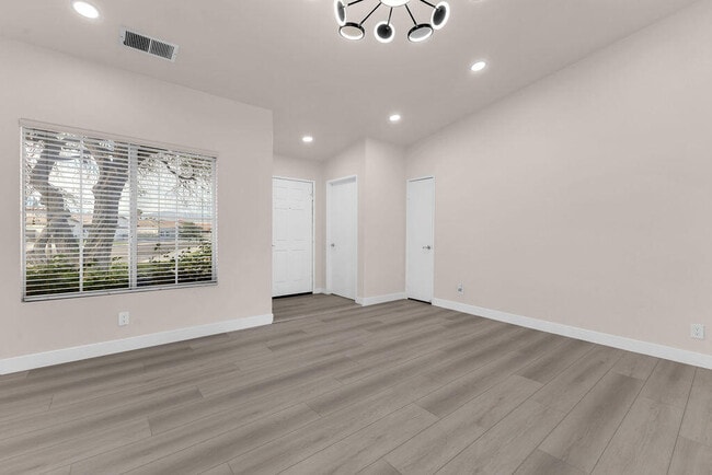 Building Photo - 83950 Avenida Serena