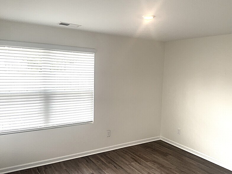 Building Photo - 1058 Jt Westfield Dr
