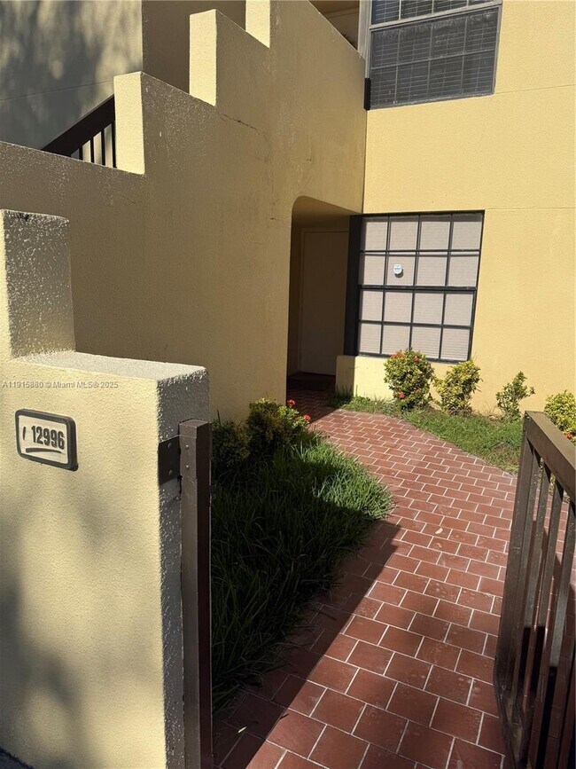 Primary Photo - 12996 SW 88th Ln