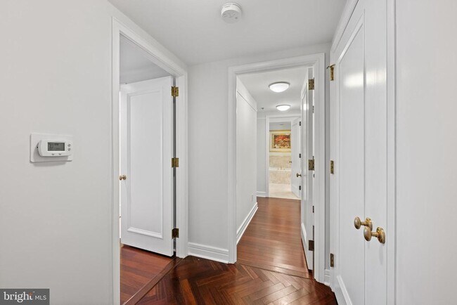 Building Photo - 1155 23rd St NW