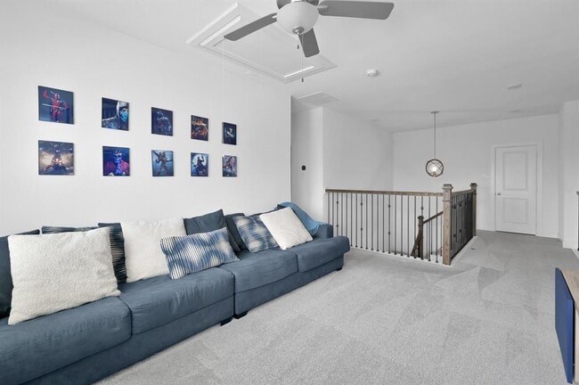 Building Photo - 2807 Kingly Pne Trl