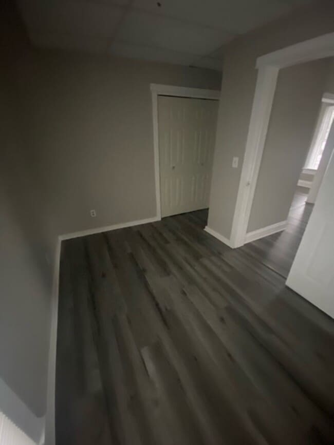 Building Photo - 829 W Franklin St